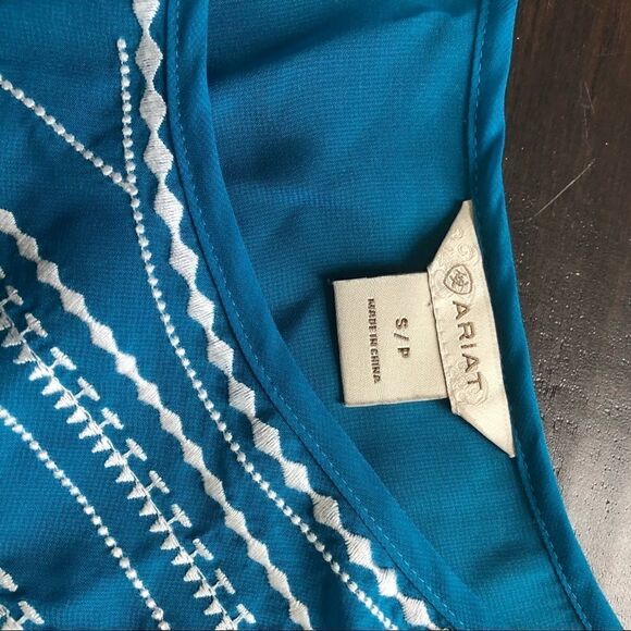 Ariat Sheer Embroidered Babydoll Peasant Top - Picture 7 of 7